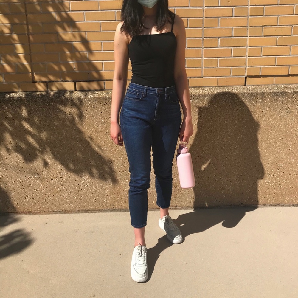 Dark Wash High Waisted Mom Jeans